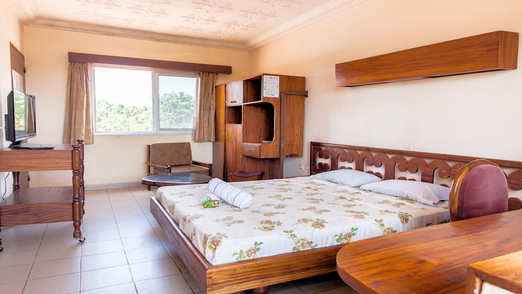 HOTEL AUBERGE_SuiteRoom-WEB.png